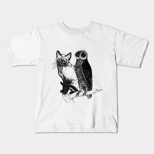 a cat and an owl Kids T-Shirt